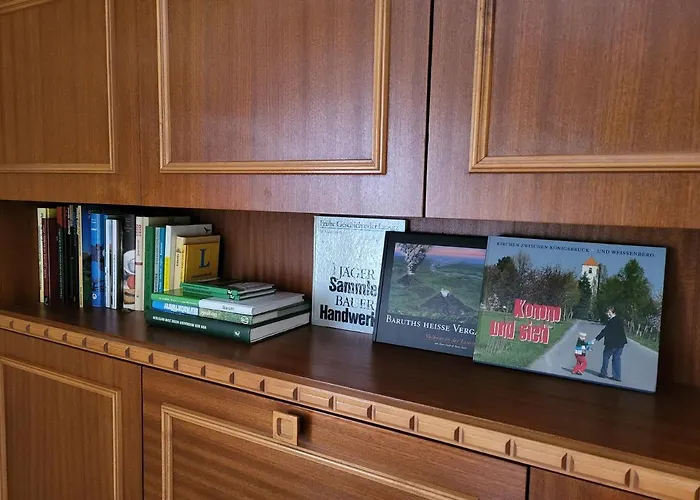 Am Wasserturm Mit Kleinem Bauernhof Baruth