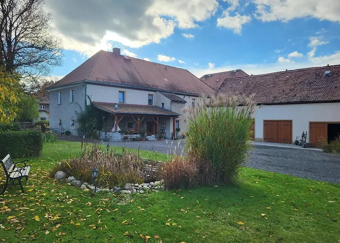 Apartament Am Wasserturm Mit Kleinem Bauernhof Baruth