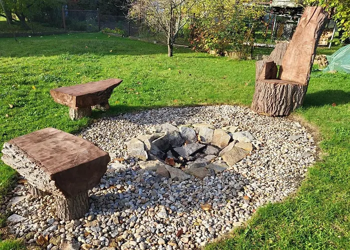 Am Wasserturm Mit Kleinem Bauernhof Apartament